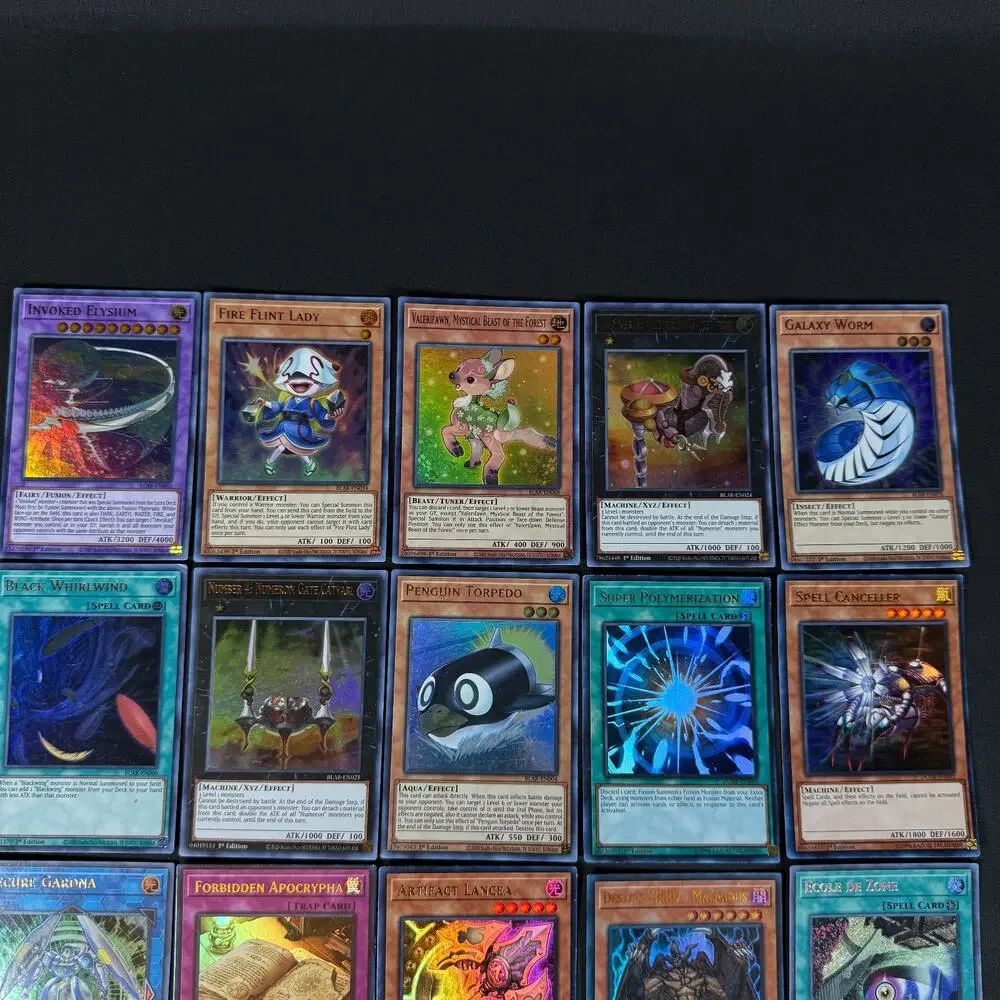 lot of 20 yu-gi-oh! holo cards vintage/modern 1st edition/regular yugioh